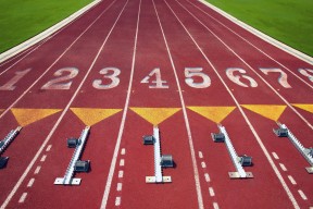 电竞赛场焦点！韩国队对阵意大利队，老将回归赛场，再度燃起斗志-半岛体育下载